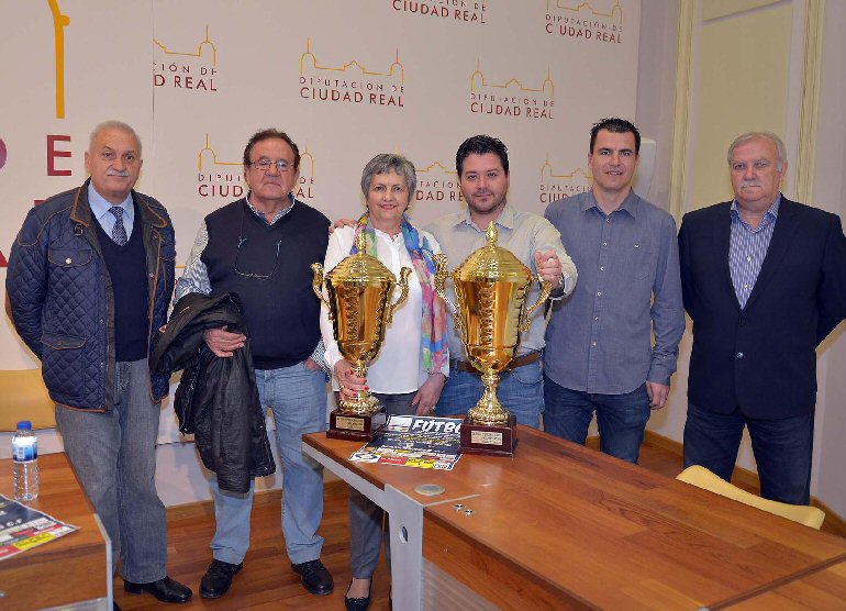 El-Manzanares-CF-y-el-CD-Ciudad-Real-finalistas-del-XXI-Trofeo-Diputación-de-Fútbol-de-Tercera-División