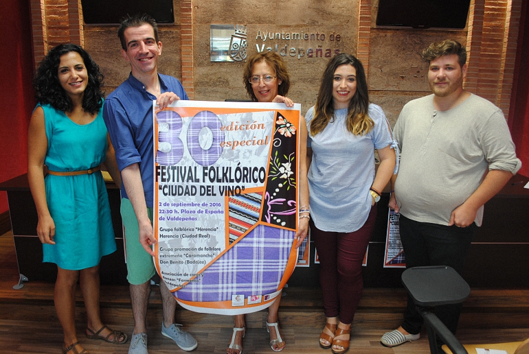 Valdepeñas-La-Asociación-Fermento-celebra-este-año-la-30-Edición-del-Festival-Folklórico-Ciudad-del-Vino
