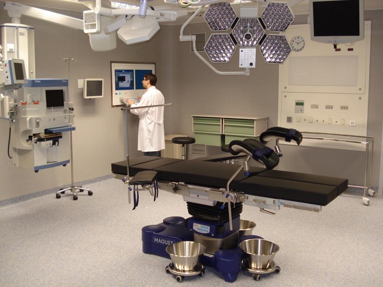 El Hospital de Valdepeñas retoma la actividad quirúrgica programada de forma paulatina en todas sus especialidades