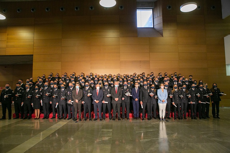 Graduados los 117 polícias locales que ocuparán sus plazas en 46 municipios de la región