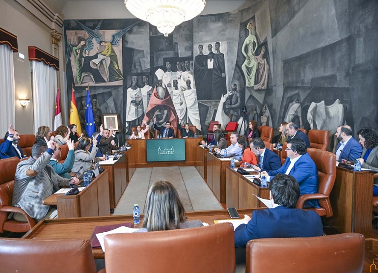 El Pleno de la Diputación aprueba la realización de obras en 50 pueblos por un importe de 2'7 millones de euros