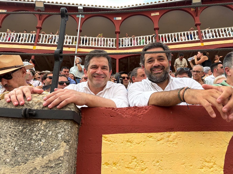Valverde: “Entre todos podemos reimpulsar la fiesta de los toros como ...