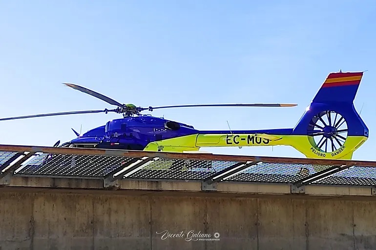 Accidente-laboral-en-Pedro-Munoz-Un-trabajador-cae-de-un-tejado-y-es-trasladado-en-helicoptero-al-Hospital-de-Ciudad-Real