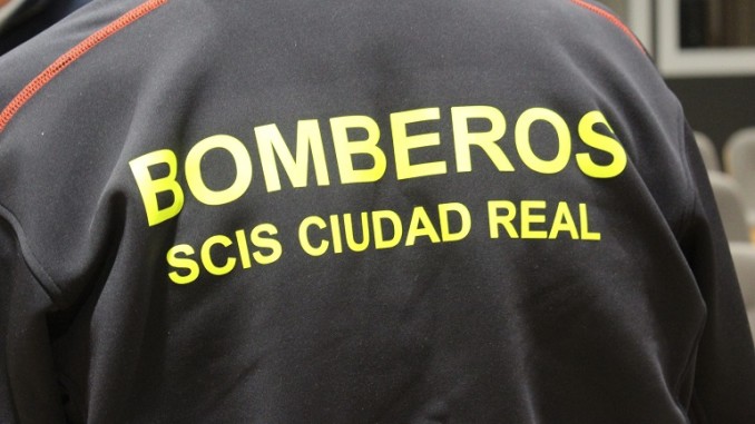 Tragedia en Carrión de Calatrava Un incendio en una residencia de mayores deja un fallecido y obliga al desalojo de 96 personas