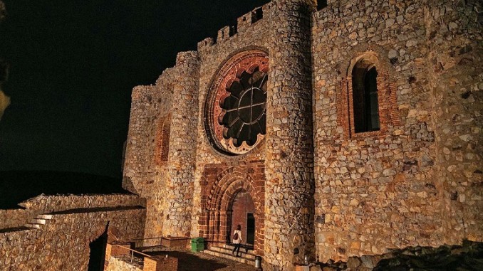VII Noche de las Velas Un viaje sensorial al medievo bajo las estrellas de Calatrava La Nueva