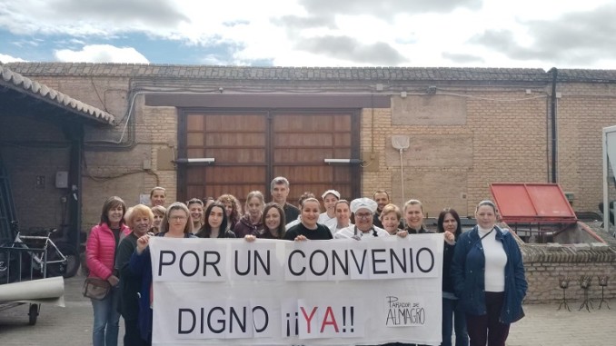 La plantilla del Parador de Almagro se suma a las movilizaciones por un convenio digno, respeto y justicia laboral