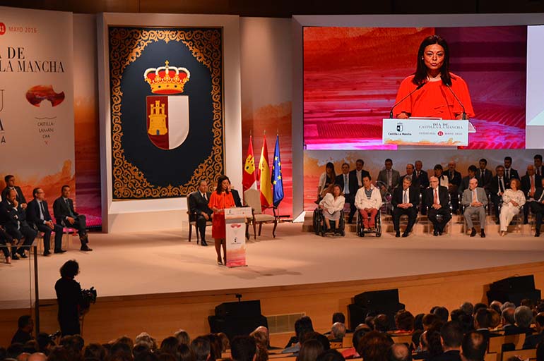 Ciudad Real Pilar Zamora muestra el orgullo de Ciudad Real por acoger el Acto de Conmemoración del Día de la Región