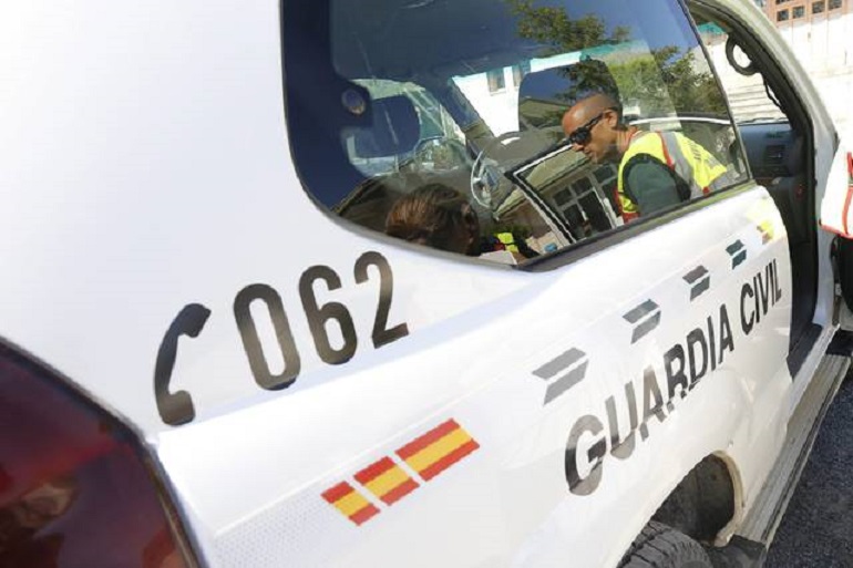 Detenidas cuatro personas por la Guardia Civil como presuntas autoras de robos en viviendas en varios municipios de la provincia