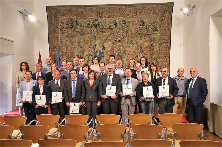 El Gobierno de Castilla-La Mancha ha firmado con 15 ayuntamientos de la región los convenios para la puesta en marcha de los espacios Adelante Autoempleo