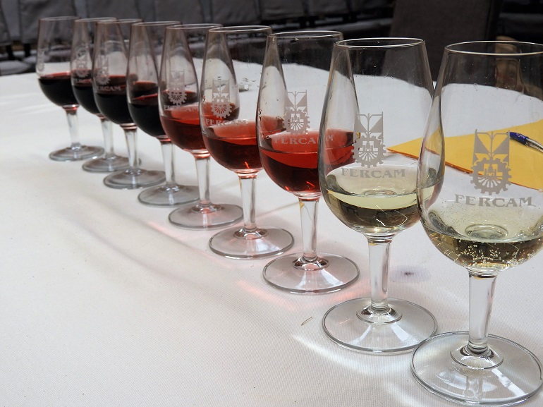 Manzanares Los vinos blancos destacan entre las 110 muestras del 48 Concurso de Vino de Fercam