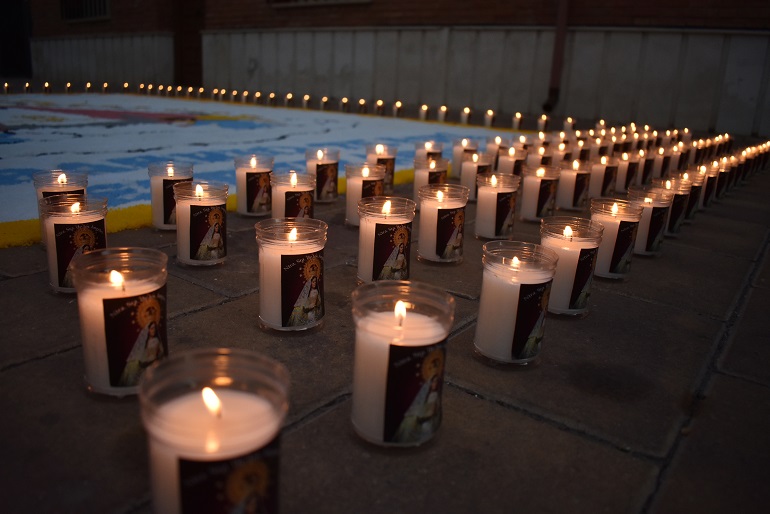 Ciudad Real El barrio de los Ángeles homenajea a las víctimas y afectados por el COVID-19