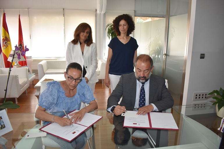 El Ayuntamiento de Ciudad Real y la UCLM firman un convenio para el desarrollo de trabajos en el yacimiento arqueológico de Alarcos