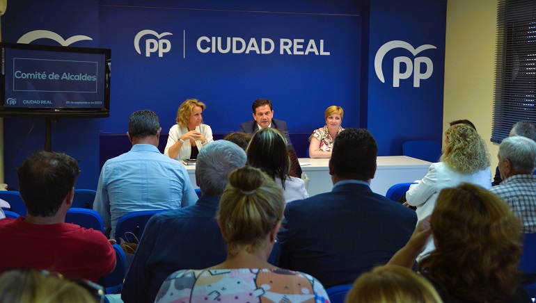Valverde “escuchar a los alcaldes es la mejor manera de dar solución a los problemas de los ciudadanos”
