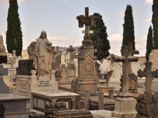 La historia del cementerio, la muerte íbera o la crónica negra, rutas para el Día de Todos los Santos en Valdepeñas