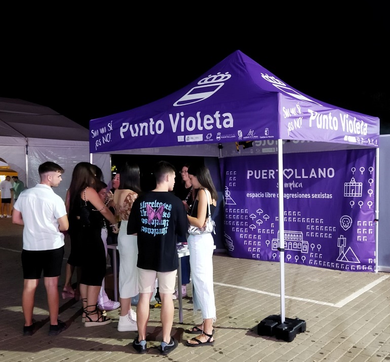 Puertollano La Feria de Mayo se viste de Violeta para combatir el acoso sexual