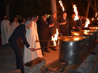 Puertollano revive la magia del Santo Voto Se enciende la llama centenaria en una noche gélida y llena de emociones