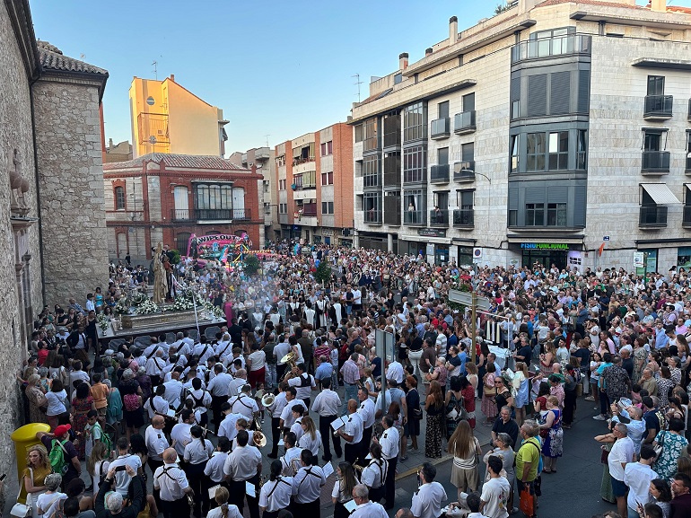 Ciudad Real celebra una multitudinaria procesión en honor a la Virgen del Carmen