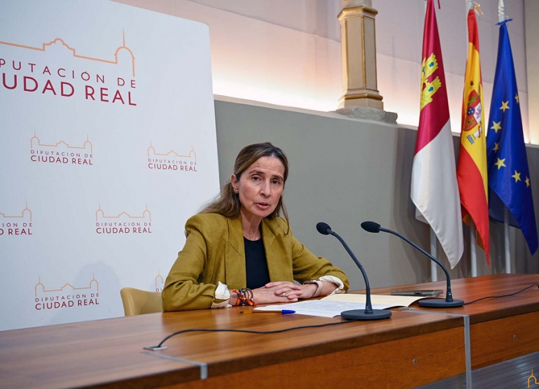 Milagros Calahorra denuncia la falta de apoyo regional al deporte escolar y destaca el compromiso de la Diputación con una inversión récord