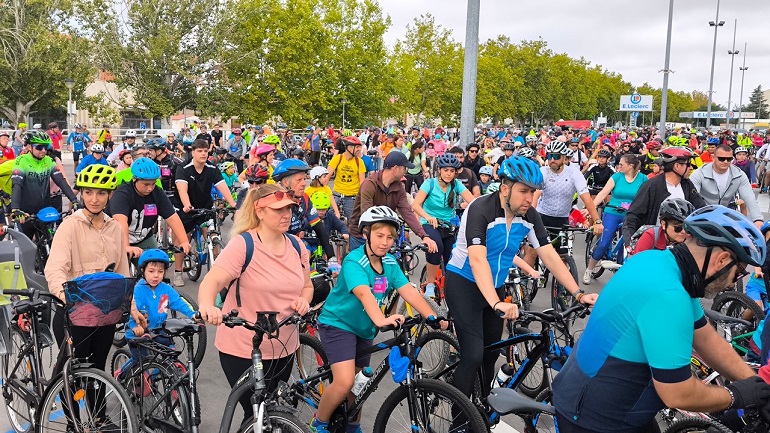 Ciudad Real pedalea por un futuro más sostenible Éxito rotundo del Día de la Bicicleta