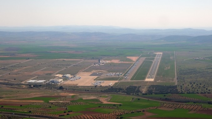 El Gobierno descarta el aeropuerto de Ciudad Real para un centro de atención de migrantes por motivos técnicos