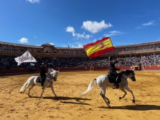 Espectacular exhibición de la Policía Nacional en la Plaza de Toros de Ciudad Real Más de 6.300 alumnos disfrutan de una jornada única con las unidades de élite