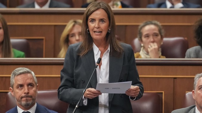 Fúnez acusa a Montero La corrupción es el eje del sanchismo en una explosiva intervención en el Congreso