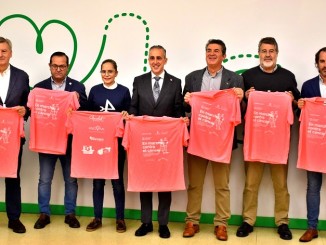 Puertollano se tiñe de rosa en la IV Marcha contra el Cáncer Más de mil personas caminarán por la vida