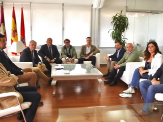 Rotunda Oposición Empresarial y Política a la Instalación de un Centro de Acogida en el Aeropuerto de Ciudad Real