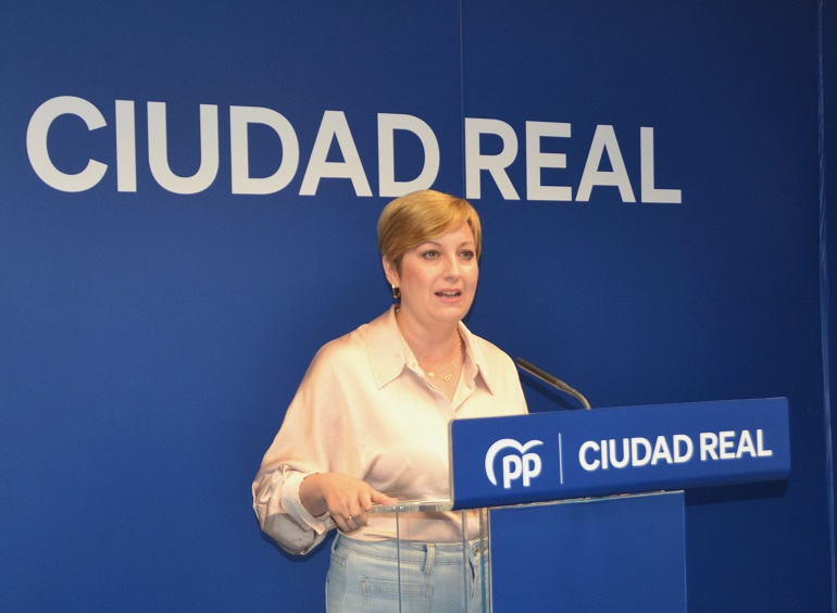 Sonia González denuncia la creación de un Centro de Acogida de Inmigrantes en el Aeropuerto de Ciudad Real Una aberración más del gobierno de Sánchez