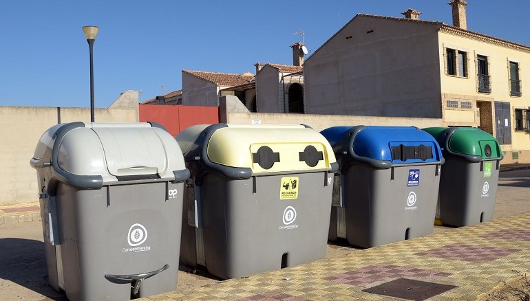 Alcázar de San Juan y comarca al borde del colapso Huelga indefinida en la recogida de residuos a partir del 6 de diciembre