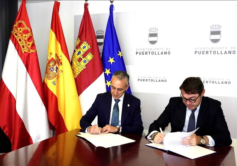 Puertollano apuesta por el emprendimiento Renueva convenio para el Vivero de Empresas