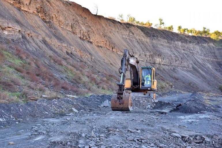 Puertollano revela su pasado marítimo Descubre el monumento natural del carbonífero y sus impactantes ondulaciones marinas de hace millones de años