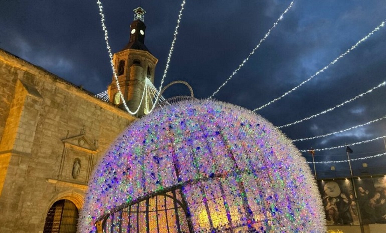 Valdepeñas da la bienvenida a la Navidad con villancicos, Disney y un encendido especial en el Black Friday