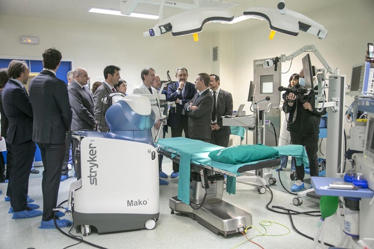 Ciudad Real lidera la innovación médica con el brazo robótico Mako Smartrobotics