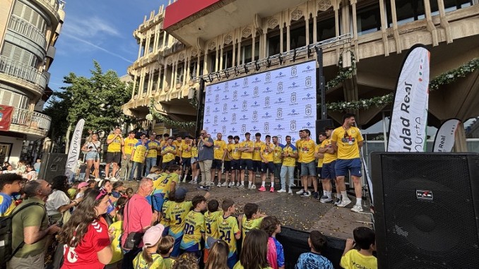 Ciudad Real vuelve a la élite El Balonmano Caserío logra el histórico ascenso a la Liga Asobal tras 15 años de espera