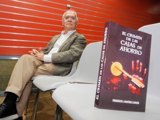 El periodista Martínez Carrión presenta en el Ateneo de Almagro su novela «El crimen de las cajas de ahorro»