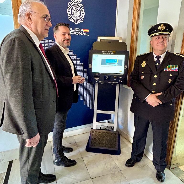 La revolución digital del DNI llega a Bolaños Operativos desde el 9 de mayo los nuevos PAD y la app MiDNI