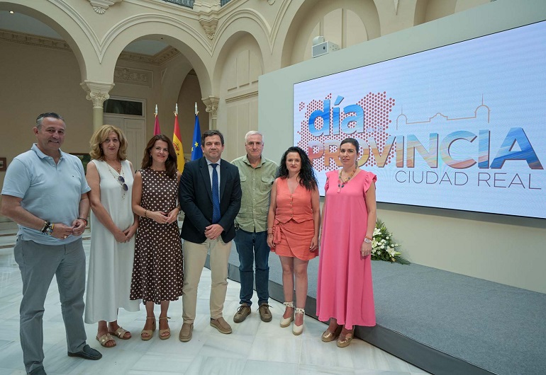 Maldita Nerea y una novillada picada Los platos fuertes del Día de la Provincia en Almodóvar del Campo