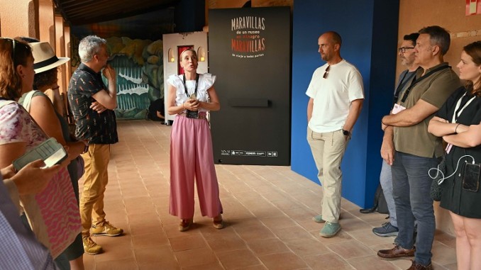 Maravillas de un museo El MNAE inaugura una exposición itinerante que recorrerá España