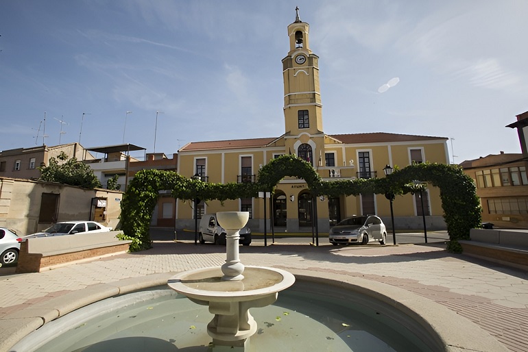Moción de censura en Malagón Siete concejales exigen la dimisión del alcalde por incumplir su promesa de renuncia
