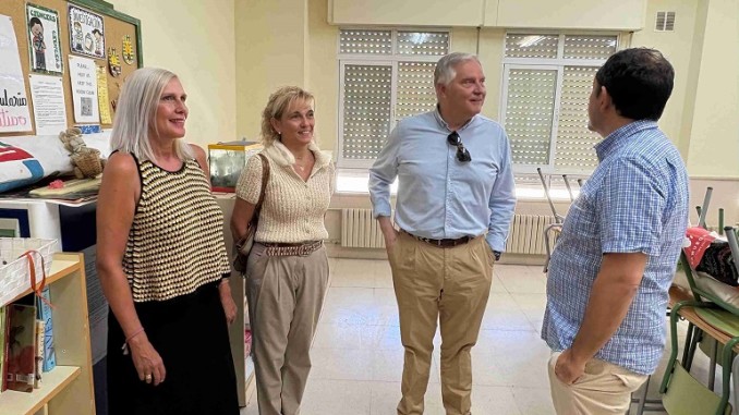 Ciudad Real prioriza el bienestar educativo Pintura integral en colegios para empezar el curso en óptimas condiciones