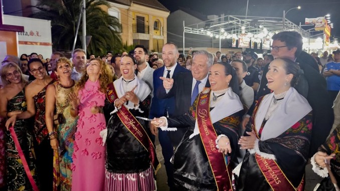 Arranca la Feria y Fiestas 2025 en Ciudad Real con un pregón nostálgico y lluvia de caramelos