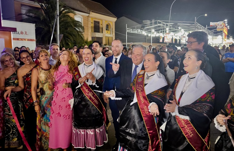 Arranca la Feria y Fiestas 2025 en Ciudad Real con un pregón nostálgico y lluvia de caramelos