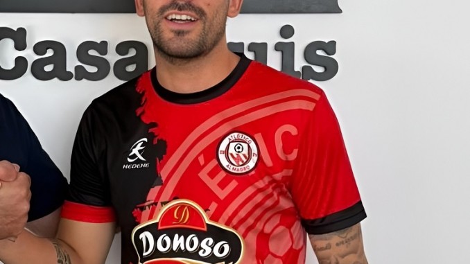 Bombazo en Segunda Autonómica! Luciano Venturini, el tanque de la zaga, se une al proyecto de ascenso del Atlético Almagro
