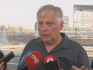 Ciudad Real logra controlar el incendio declarado en las inmediaciones de la ciudad gracias a la rápida intervención de los servicios de emergencia