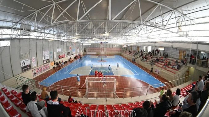 El-Almagro-FSF-arrasa-al-Fuenlabrada-y-asegura-su-billete-al-play-off-¡El-sueno-de-Primera-Division-mas-vivo-que-nunca