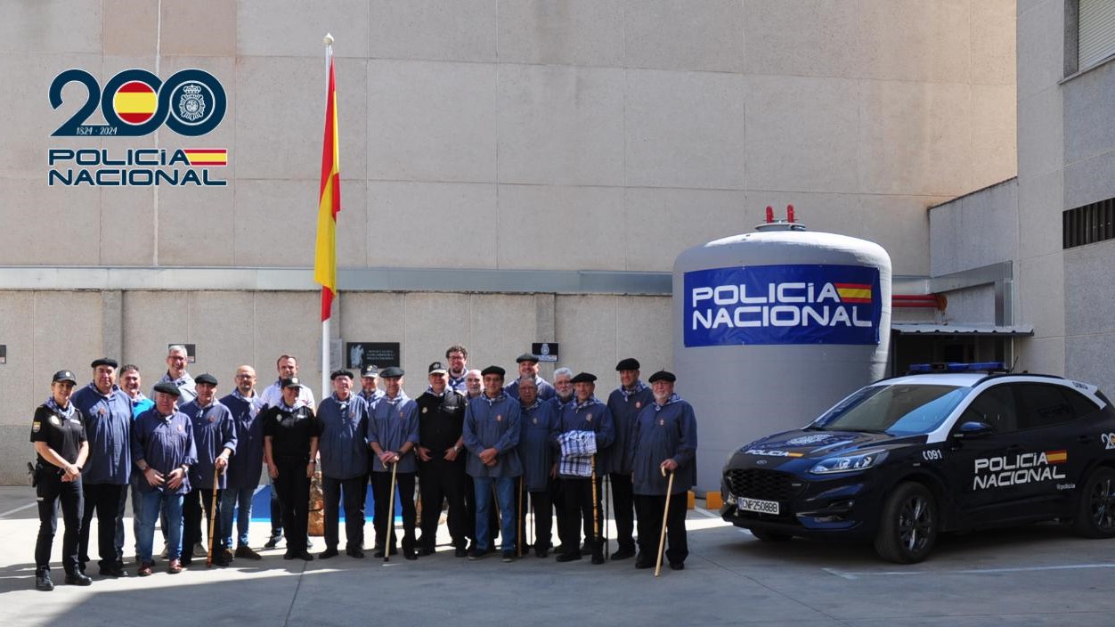La Policía Nacional recibe a la Hermandad de Pandorgos en Ciudad Real
