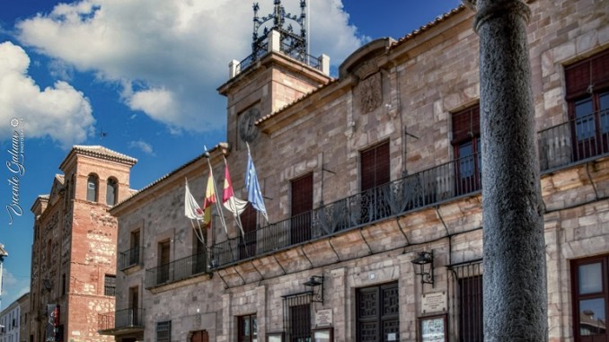 Almagro convoca la licitación de los servicios profesionales de prensa y comunicación con un contrato valorado en 200.000 euros