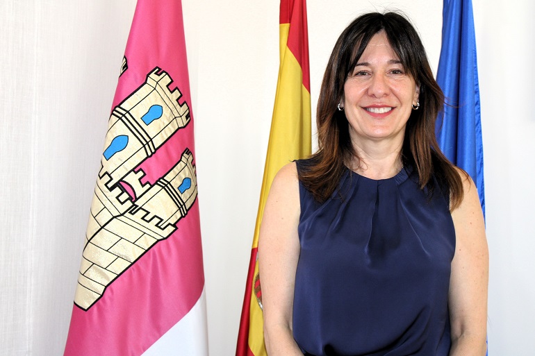 Blanca Fernández (Junta) destaca el magnífico dato de empleo Page ha reducido el paro a la mitad en 10 años