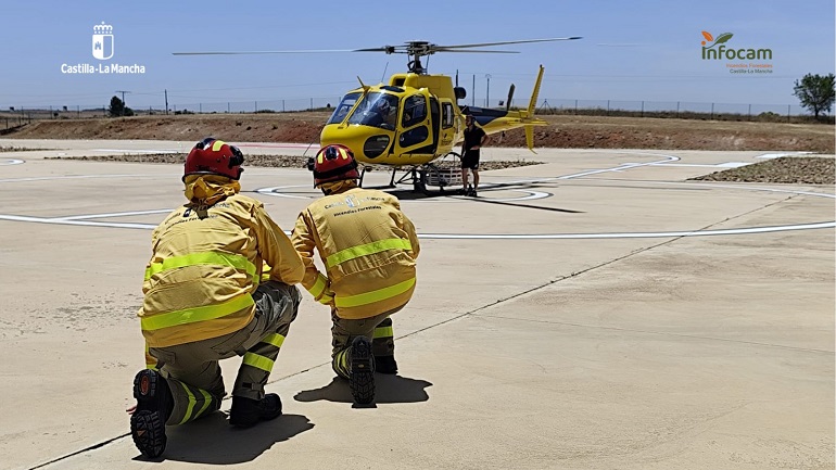 Corte total de la carretera CM-4107 en Daimiel por un incendio de rastrojo La circulación se restableció a las 2030 horas